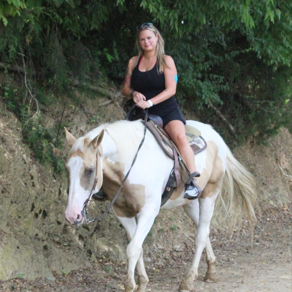 Meet your Posher, Victoria - Picture 5 of 15